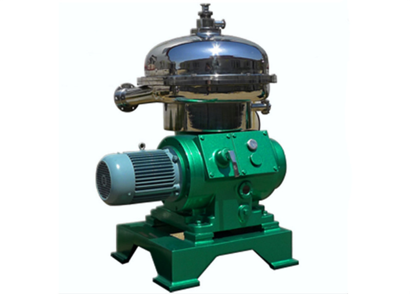 What is the installation requirement for a disc stack centrifuge?