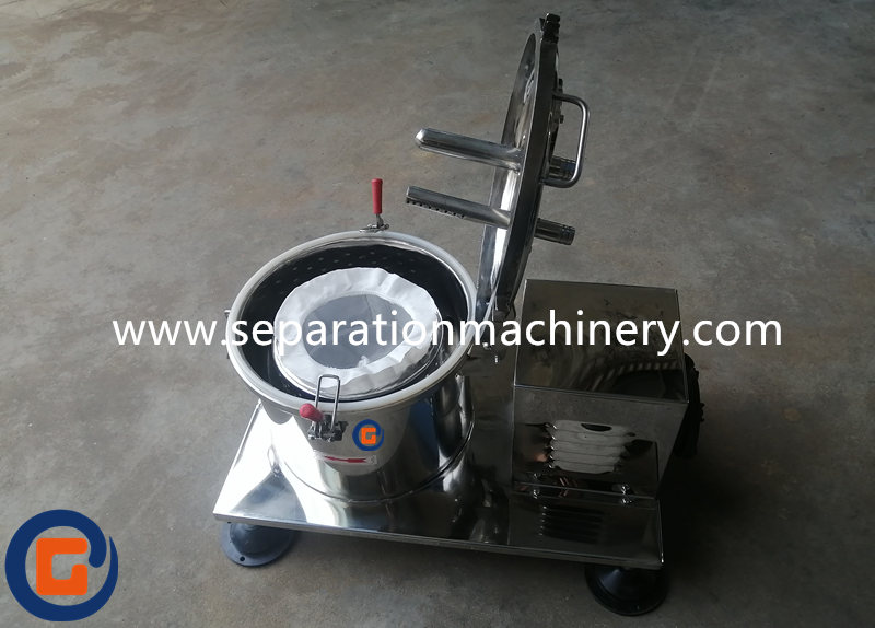 Small Scale Filter Centrifuge Is Used In Europe